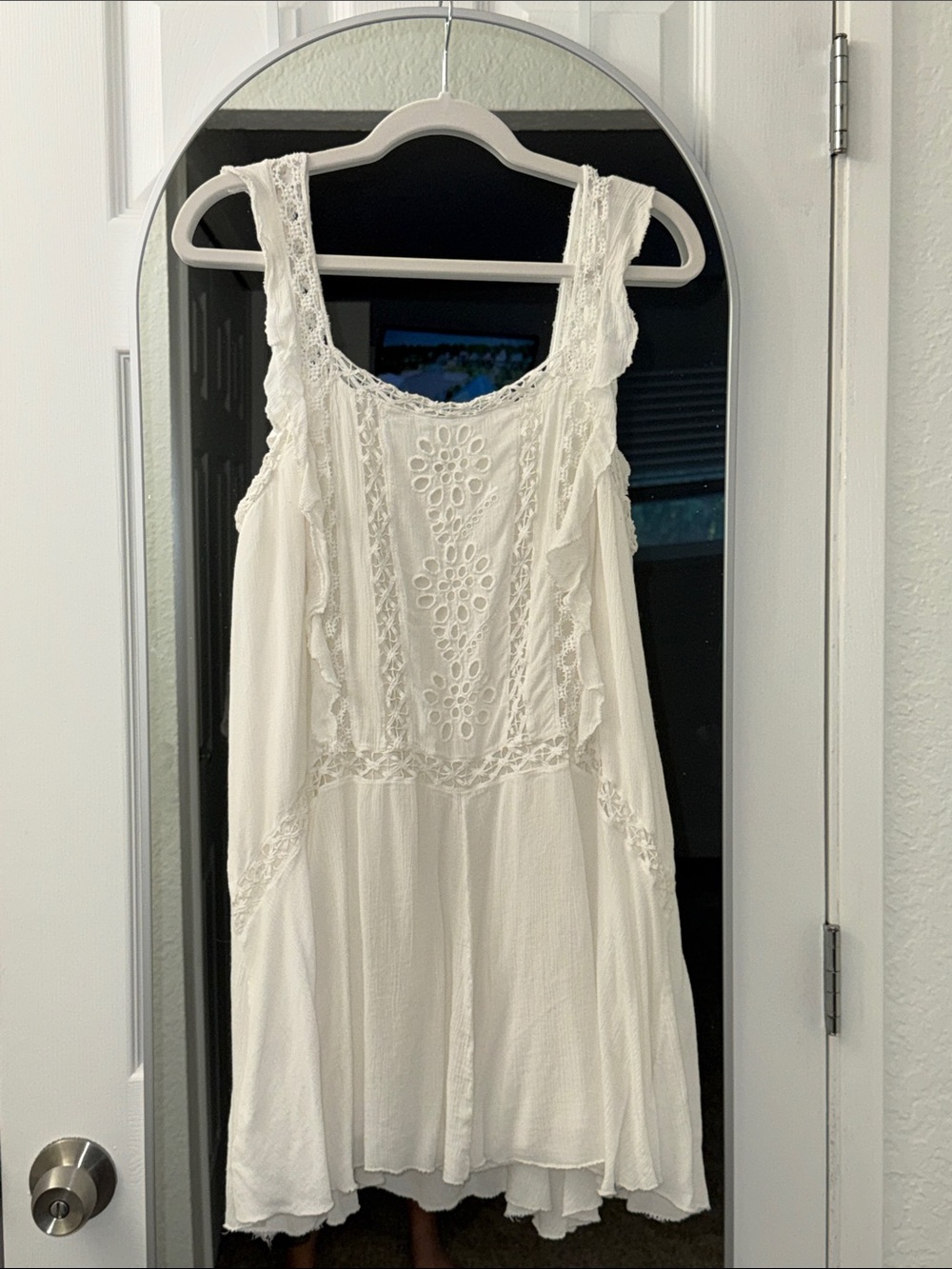 Boho White Lace-Trim Sleeveless Cotton Dress/Tunic